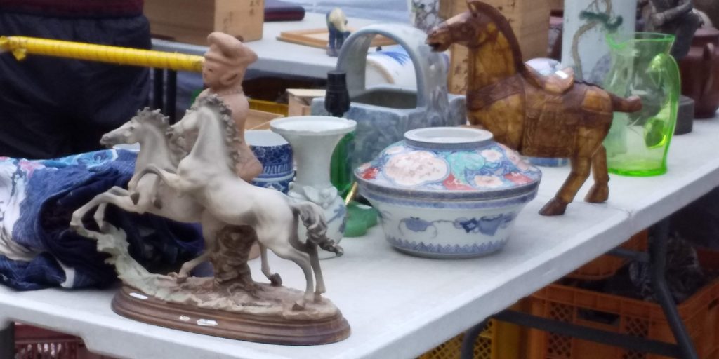 大和 骨董市 馬グッズ