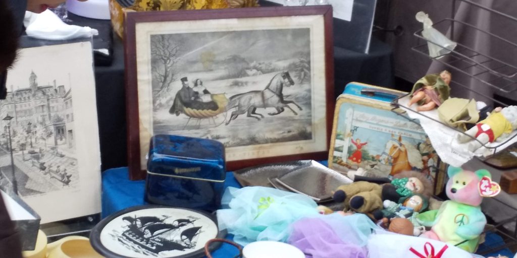 大和 骨董市 馬グッズ