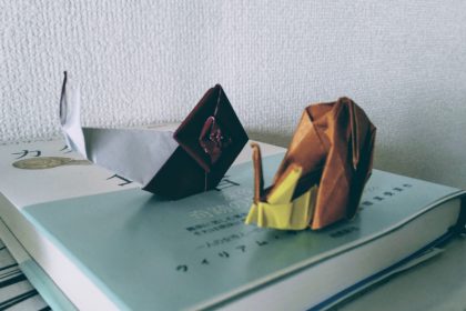 折り紙のカタツムリ